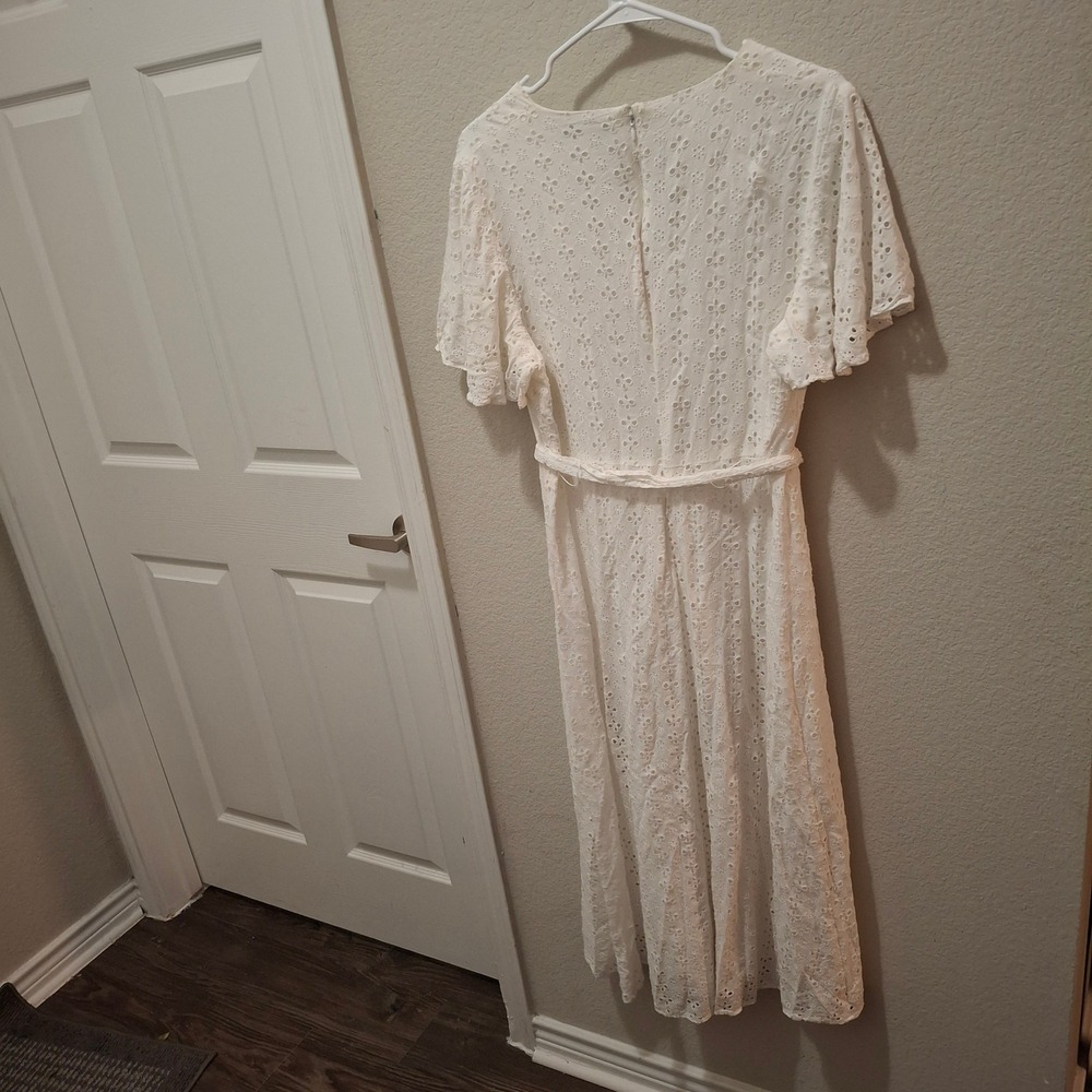 PRESTON & YORK‎ White Eyelet Lace Midi Dress Belted Flutter Sleeve Size 18 - Picture 4 of 7